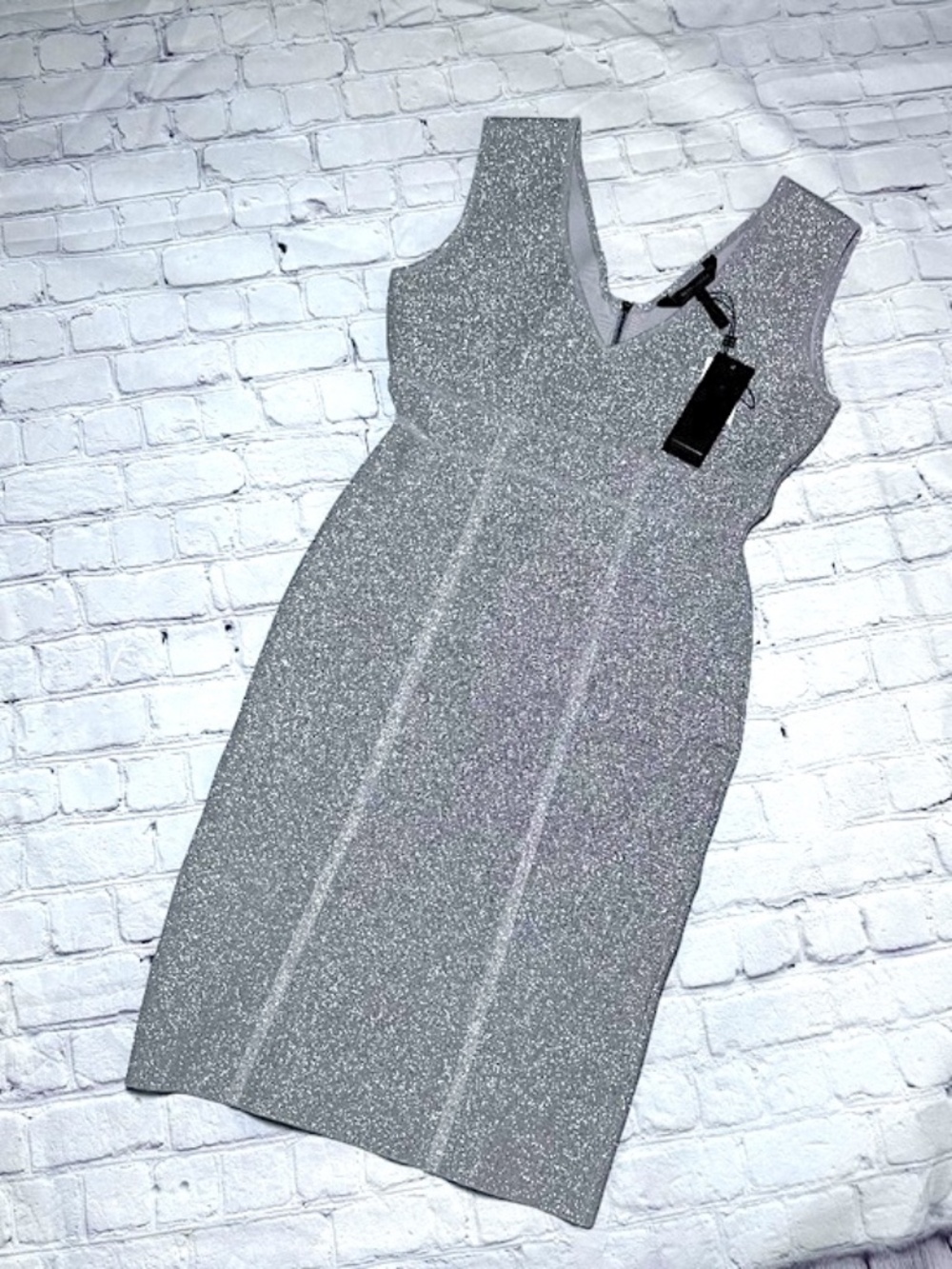 BCBGMaxAzria Silver / Gray Bodycon Shimmer Dress Size M NWT